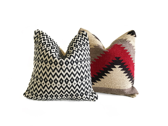 casa boho black white beige cream ivory ikat kilim cotton throw pillow decor home idea ideas room bedroom sofa couch textured bohemian southwest desert inspired